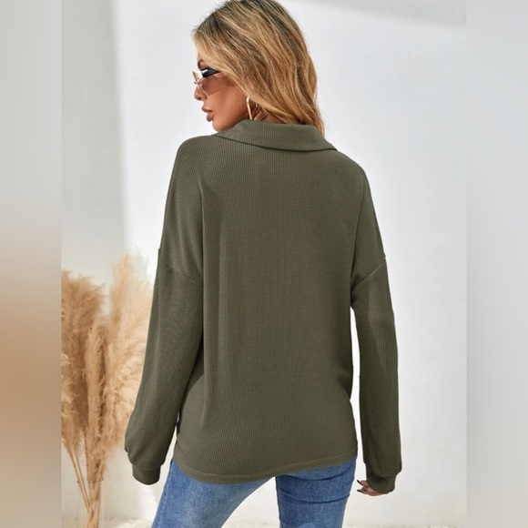 Half Button Army Green Long sleeve - Picture 2 of 7